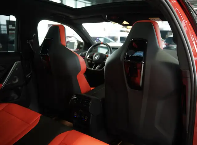 BMW M5 view 30