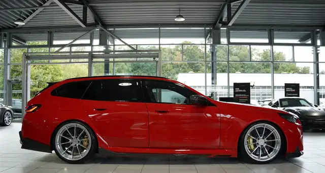 BMW M5 view 6