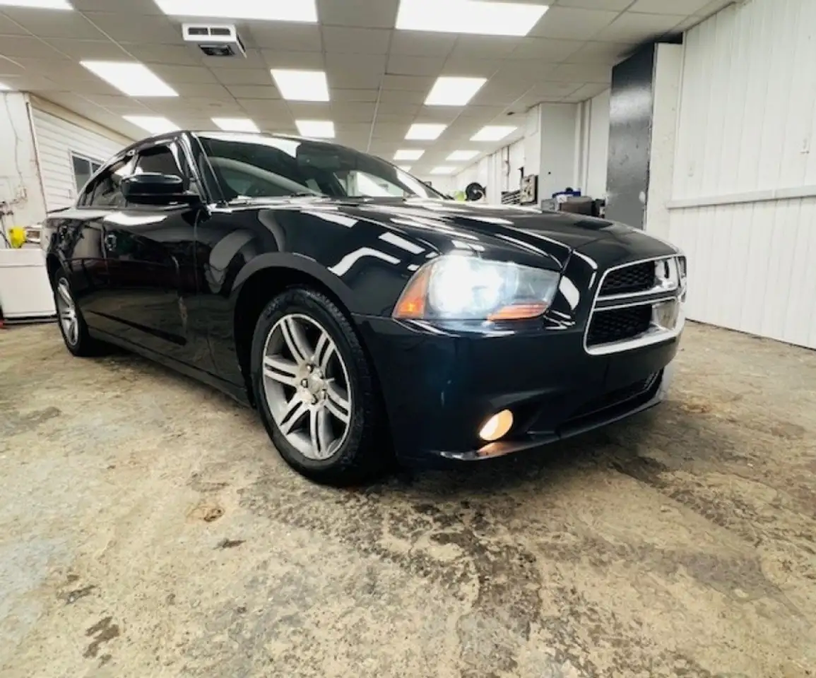 Dodge Charger снимка Dodge Charger
