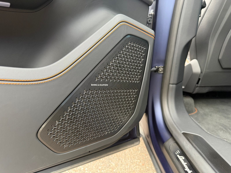 Lamborghini Urus S 4.0 V8 Facelift MY2024 Deutsches Fahrzeug — photo 23