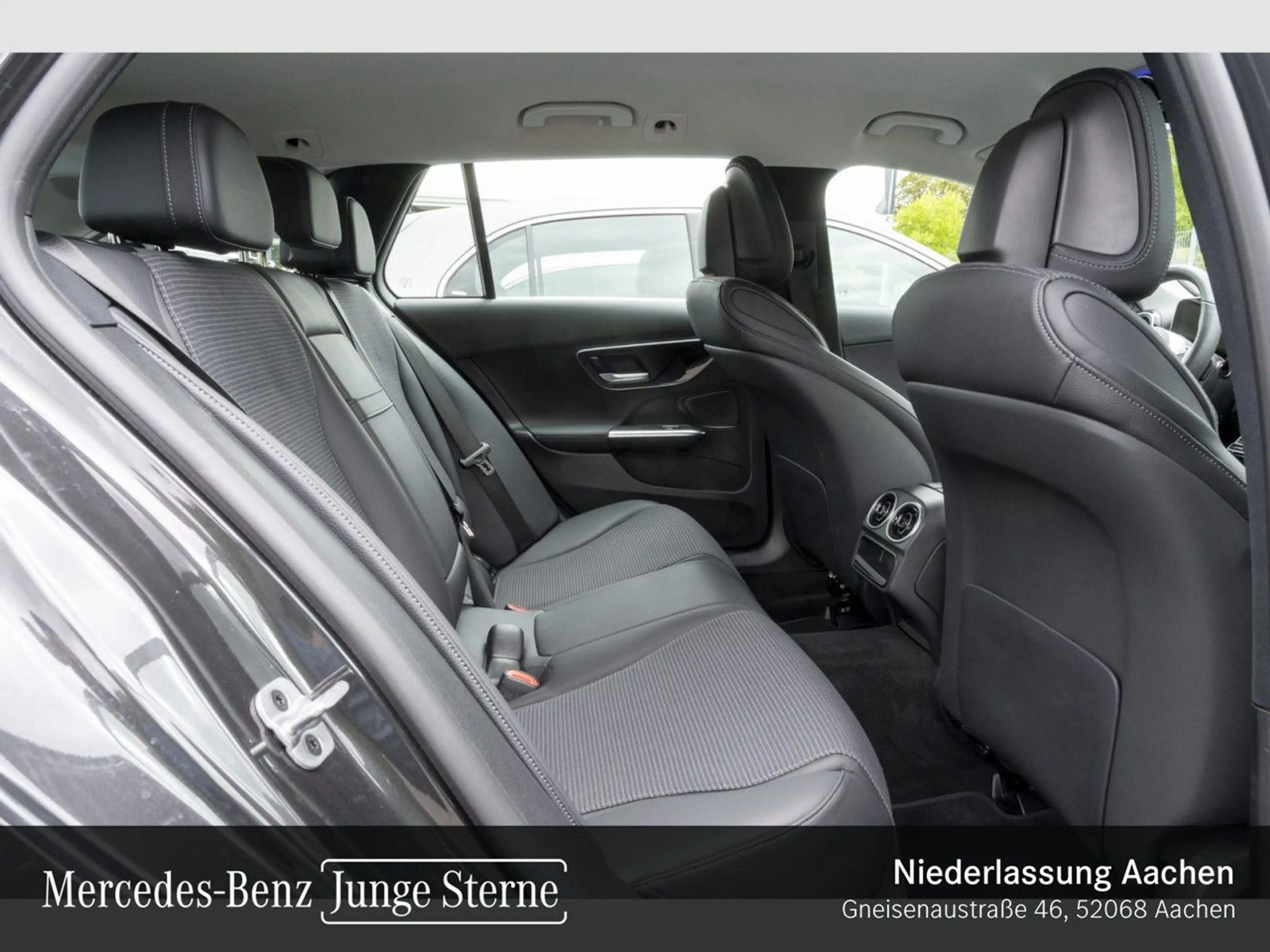 Mercedes-Benz C 200 T AVANTG+360+LED+KEYLESS+9G — photo 11