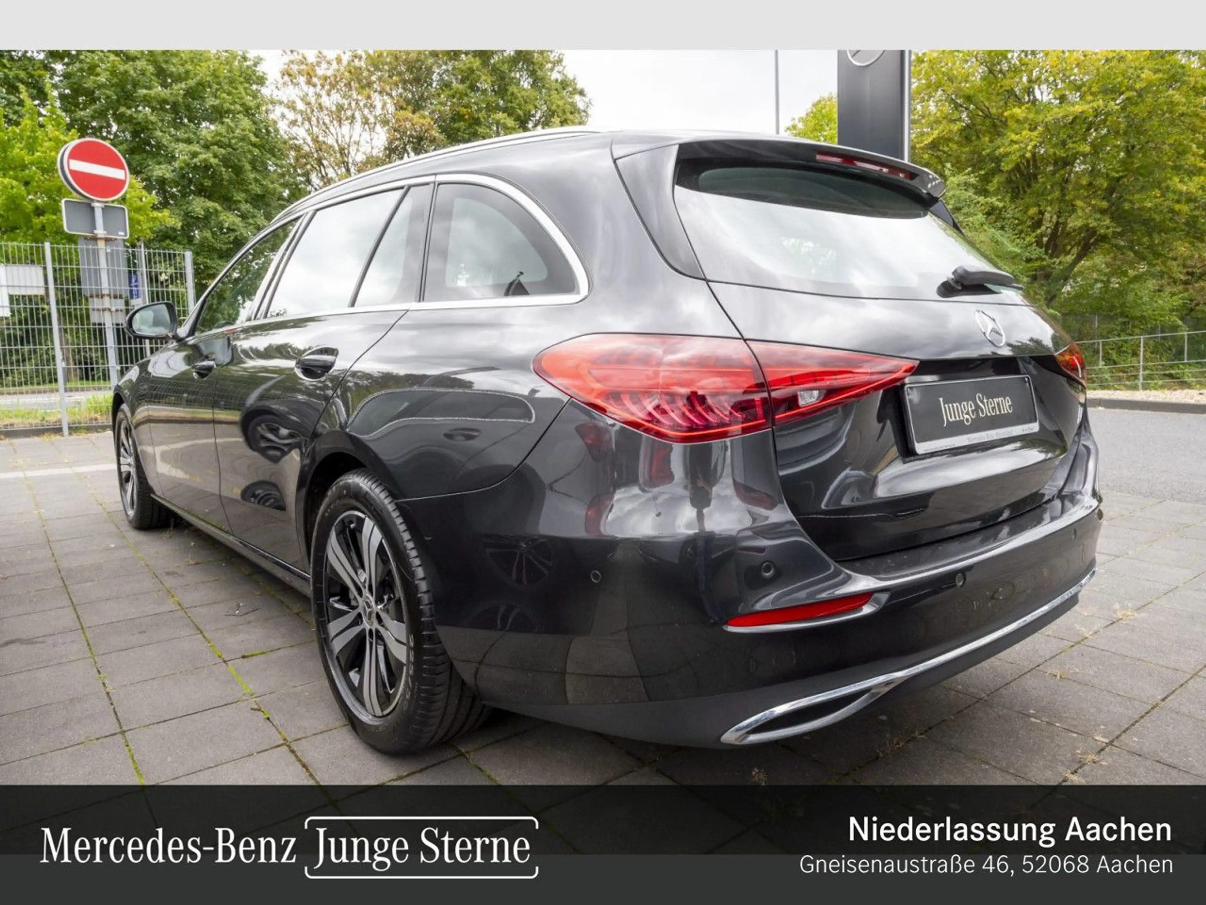 Mercedes-Benz C 200 T AVANTG+360+LED+KEYLESS+9G — photo 10