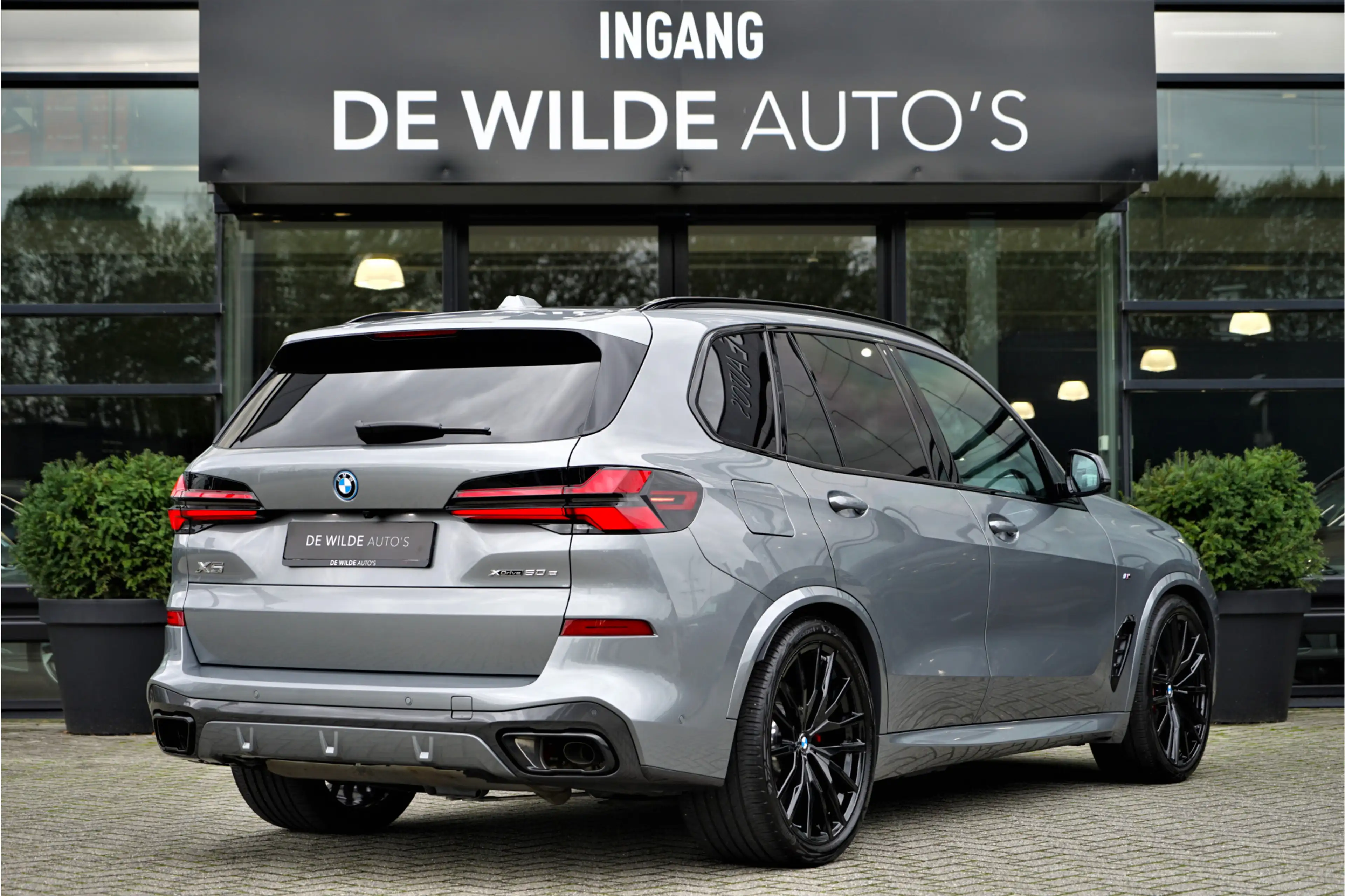 BMW X5 xDrive50e M-sport Pano 4-wielsturing SoftClose Tre — photo 2