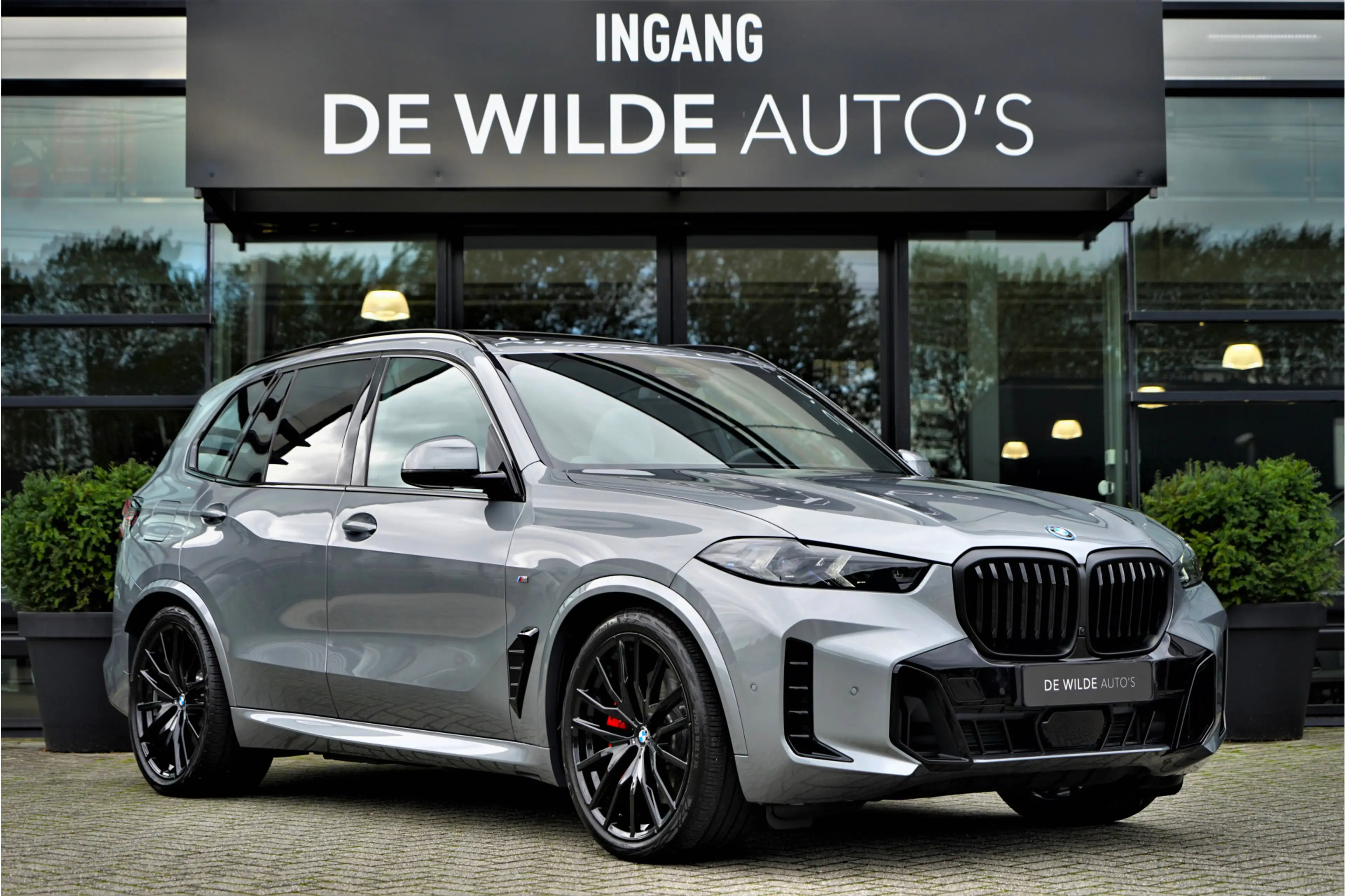 BMW X5 xDrive50e M-sport Pano 4-wielsturing SoftClose Tre — photo 9