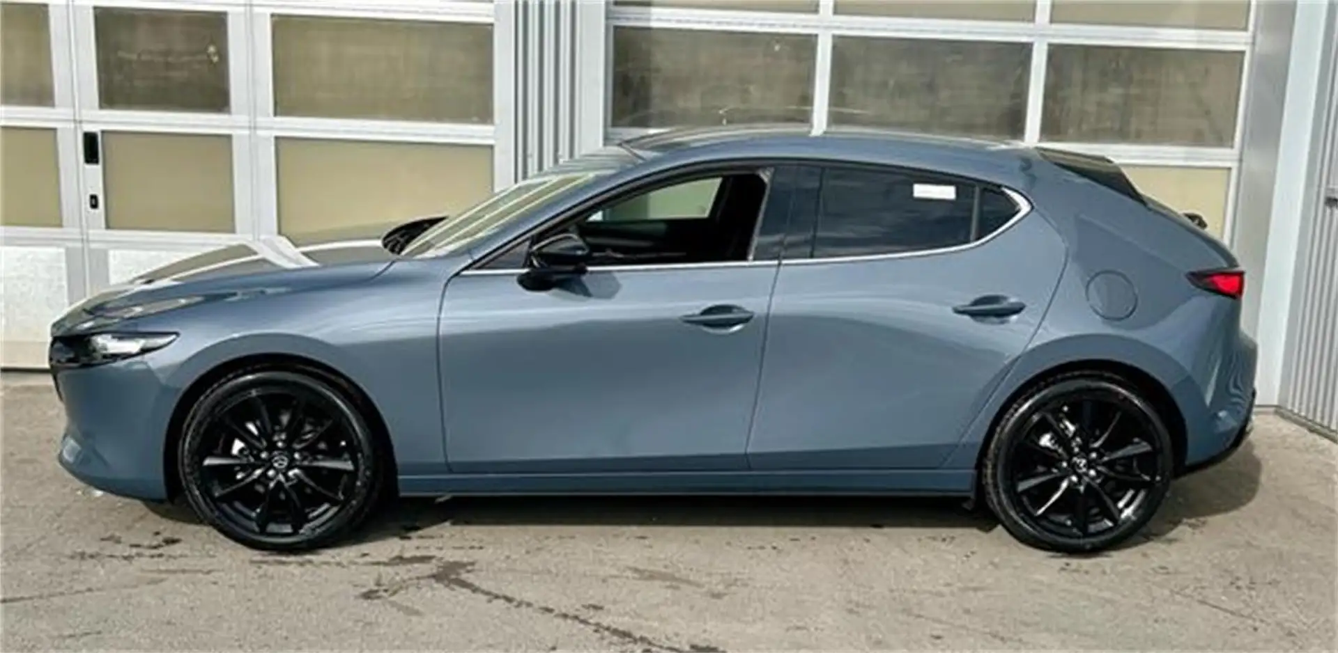 Mazda 3 e-Skyactiv-G140 Homura Aut. Automatik Grau - 2