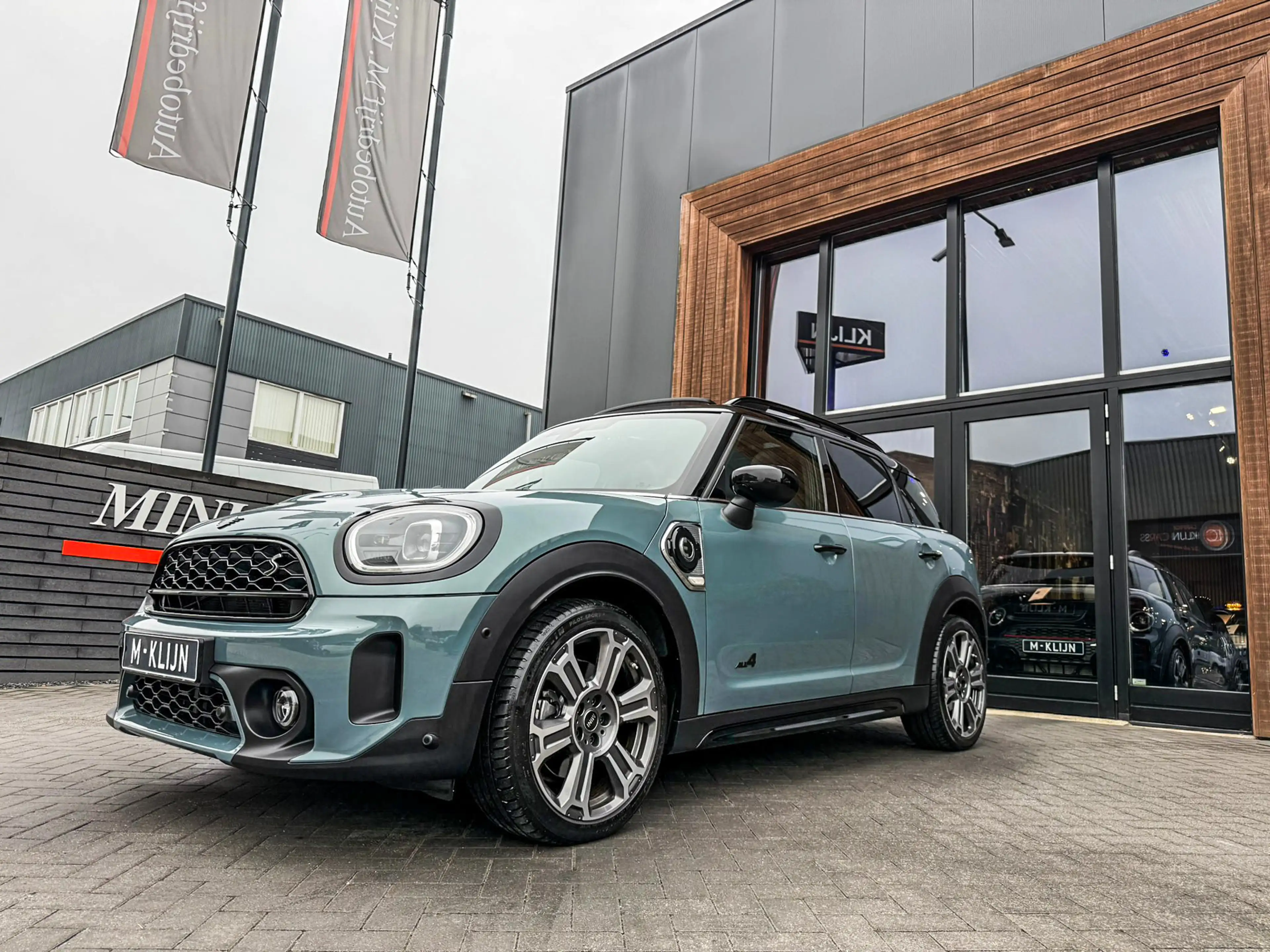 MINI Cooper SE Countryman 1.5 ALL4 MINI Yours aut 220pk/Pano/Camera/19"/Head — photo 15