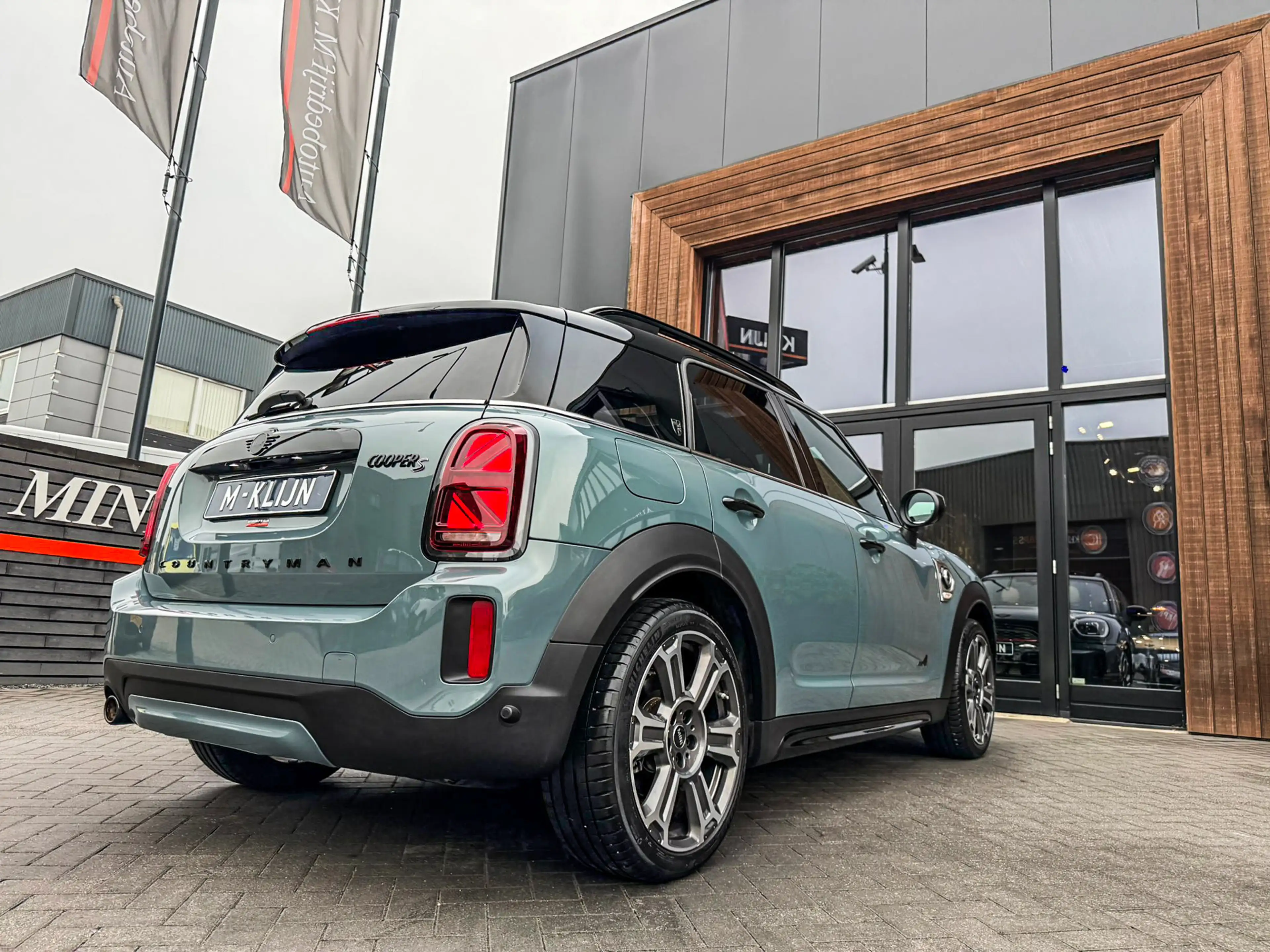 MINI Cooper SE Countryman 1.5 ALL4 MINI Yours aut 220pk/Pano/Camera/19"/Head — photo 7
