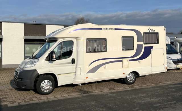 Imagine Miller Toronto - Einzelbetten - auto.Sat/TV - Solar