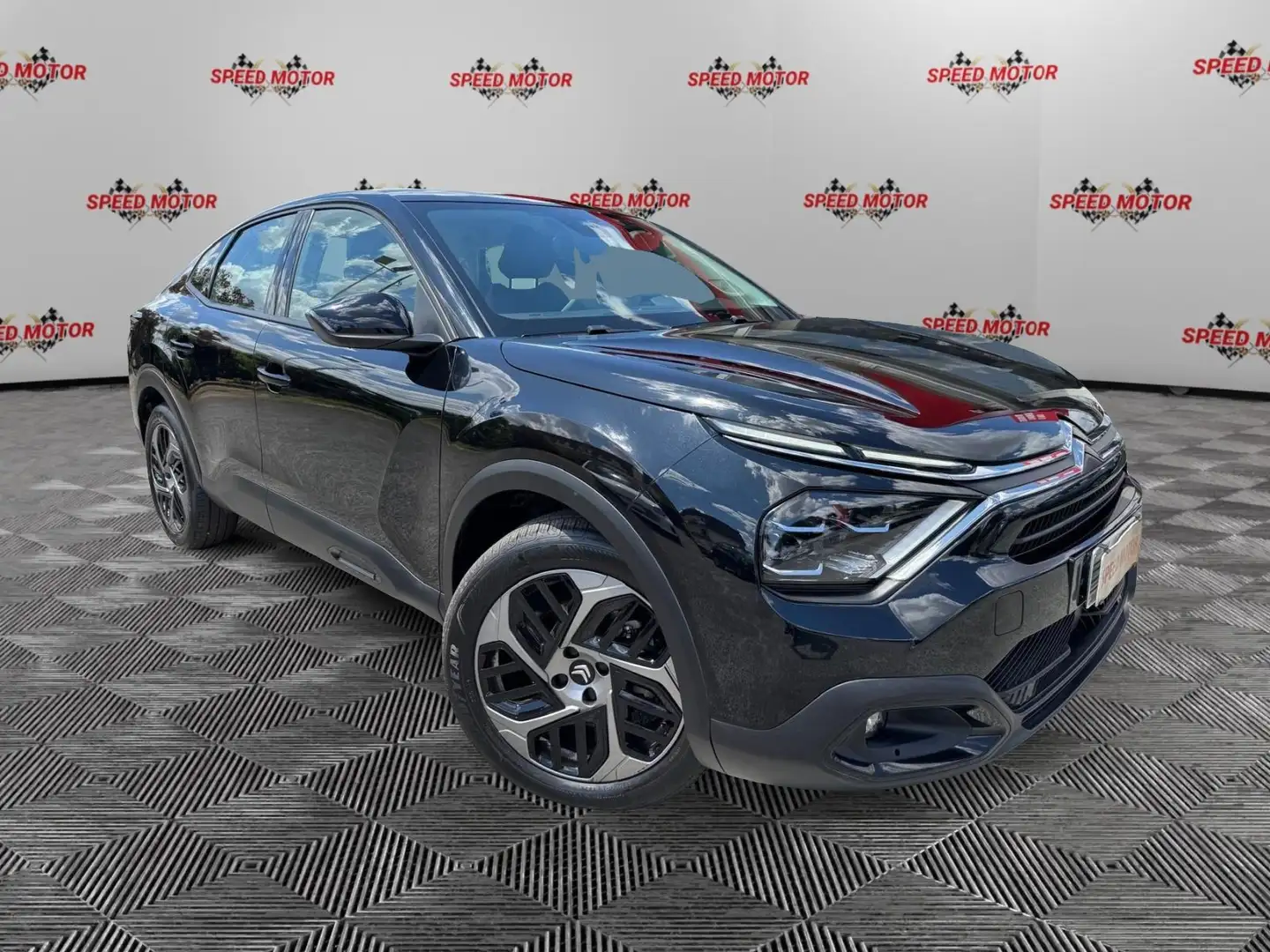 Citroen C4 X PureTech 130 CV EAT8 Shine, RETROCAMERA, FULL LED Nero - 1