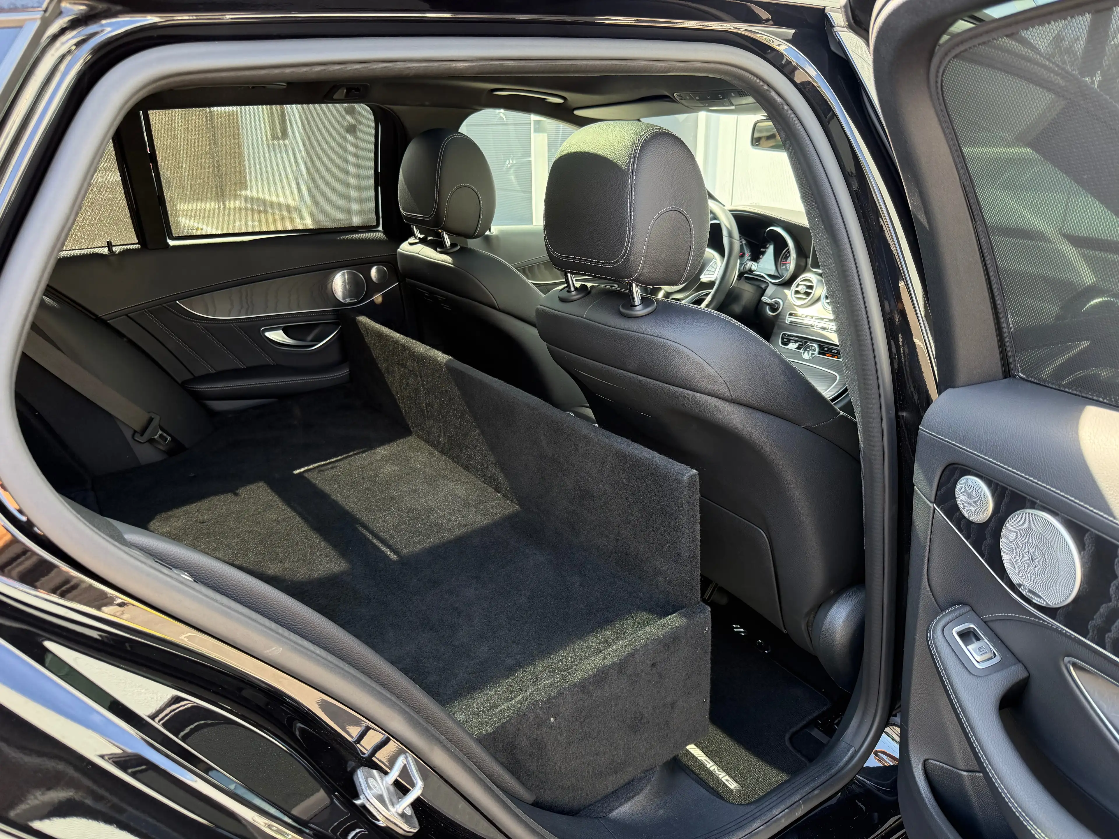 Mercedes-Benz C 63 AMG LICHTE VRACHT - PANO - BURMESTER — photo 14