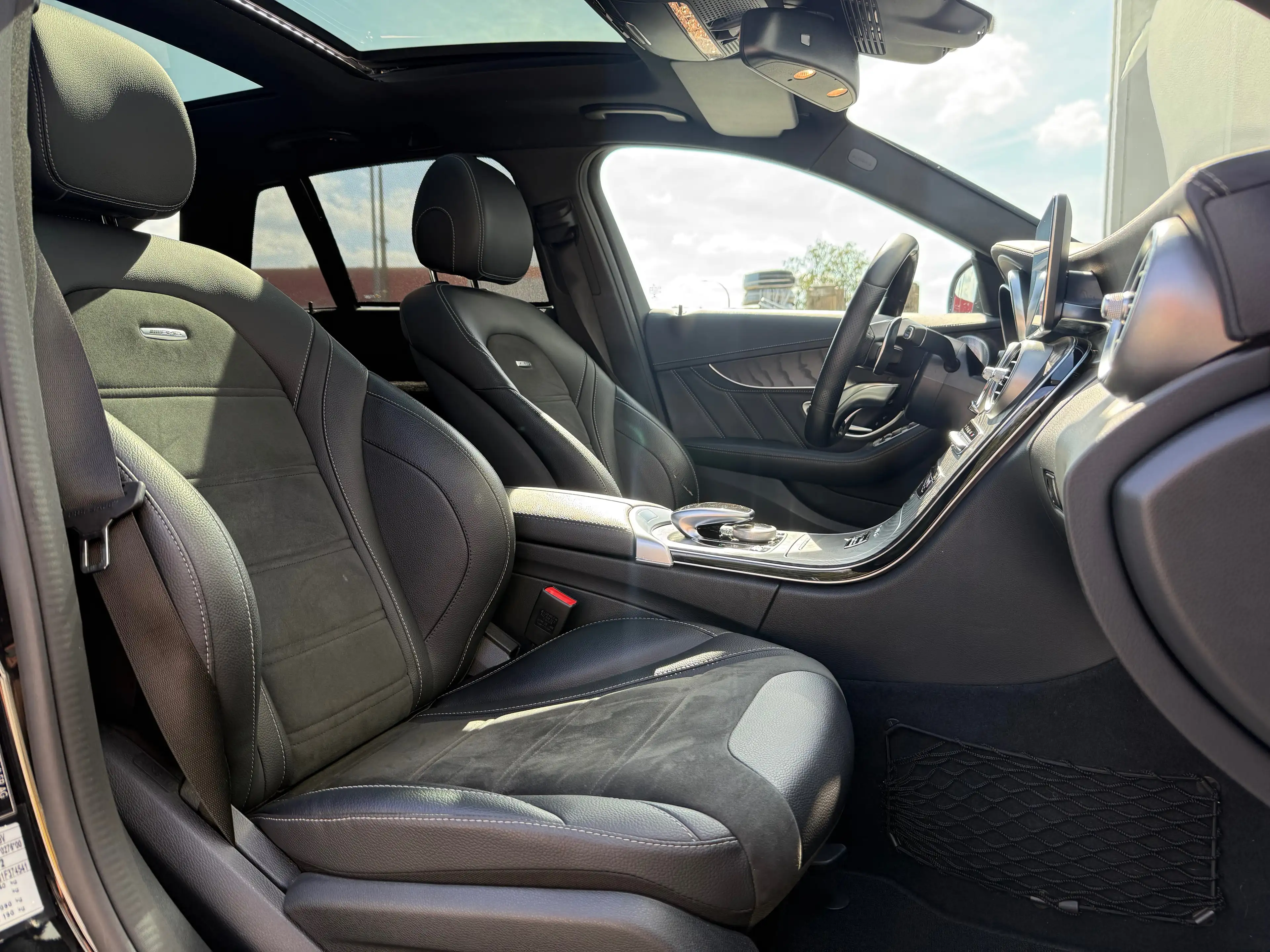Mercedes-Benz C 63 AMG LICHTE VRACHT - PANO - BURMESTER — photo 13