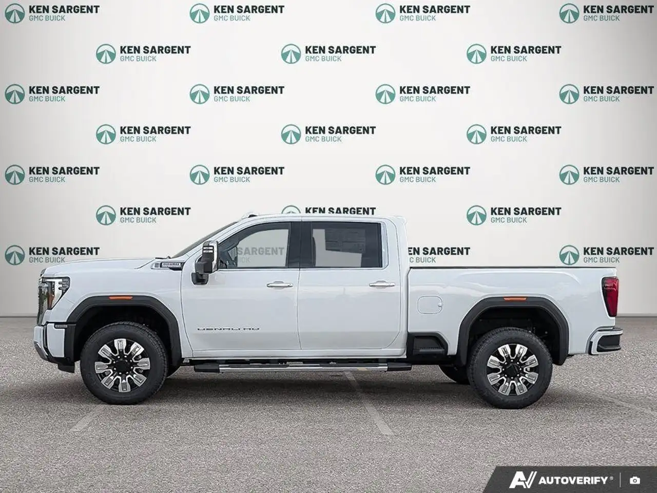 GMC Sierra 3500HD снимка GMC Sierra 3500HD