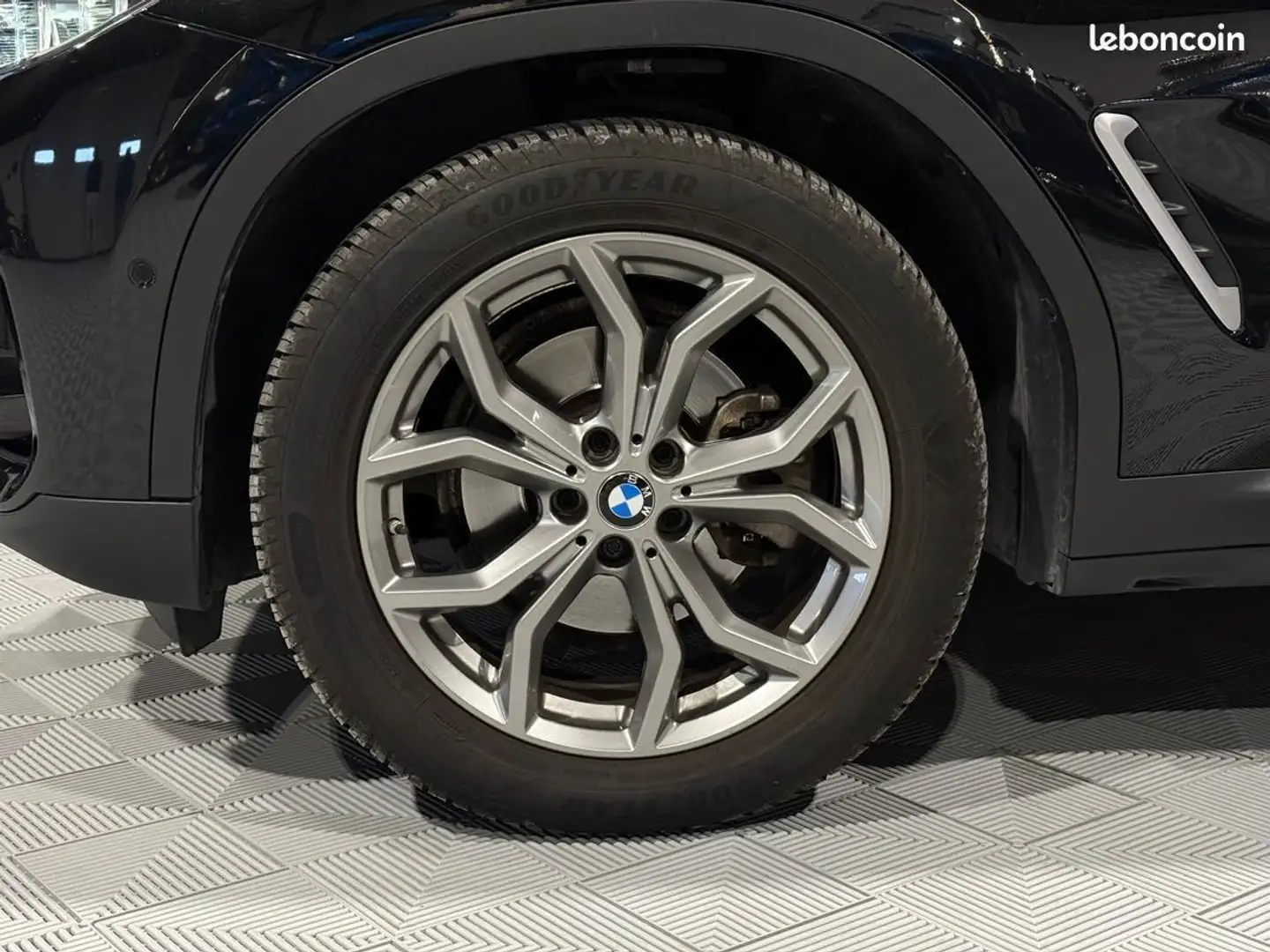 BMW X3 (g01) xdrive20da 190 xline Schwarz - 2