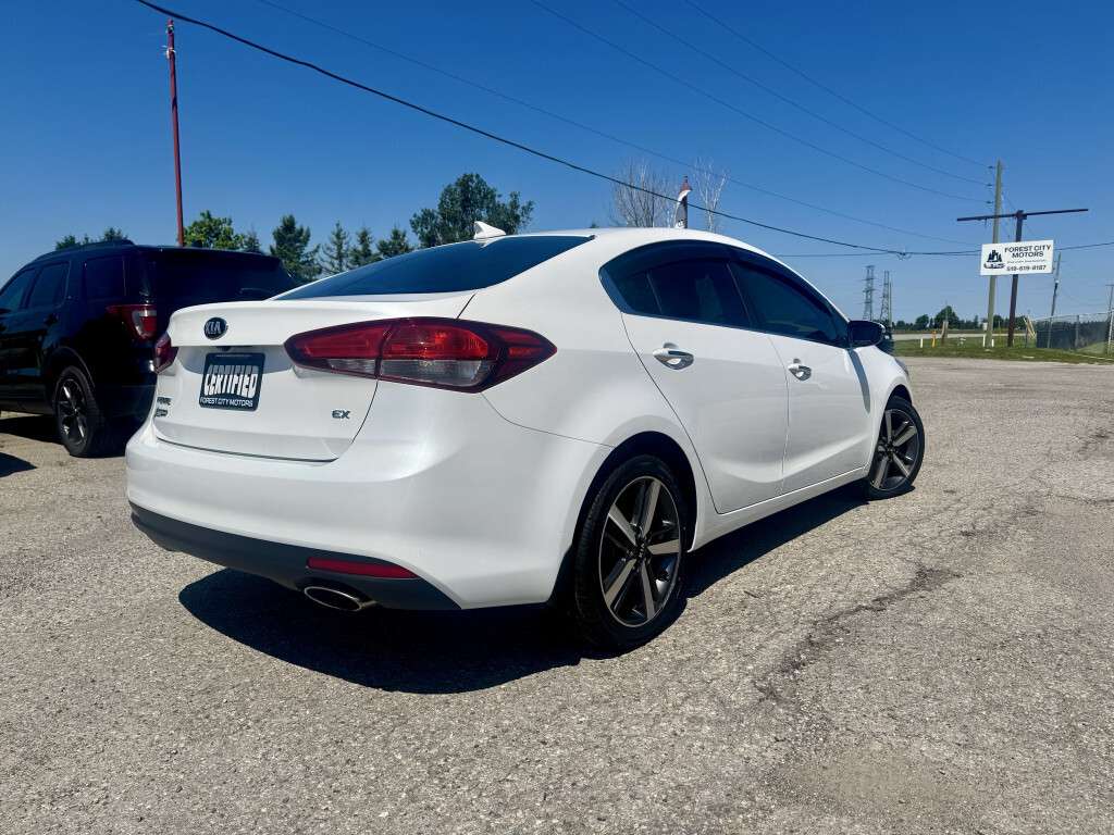 2018 Kia Forte EX|BACKUP CAMERA|HEATED SEATS|SUNROOF|ACCIDENT FRE — снимка 1