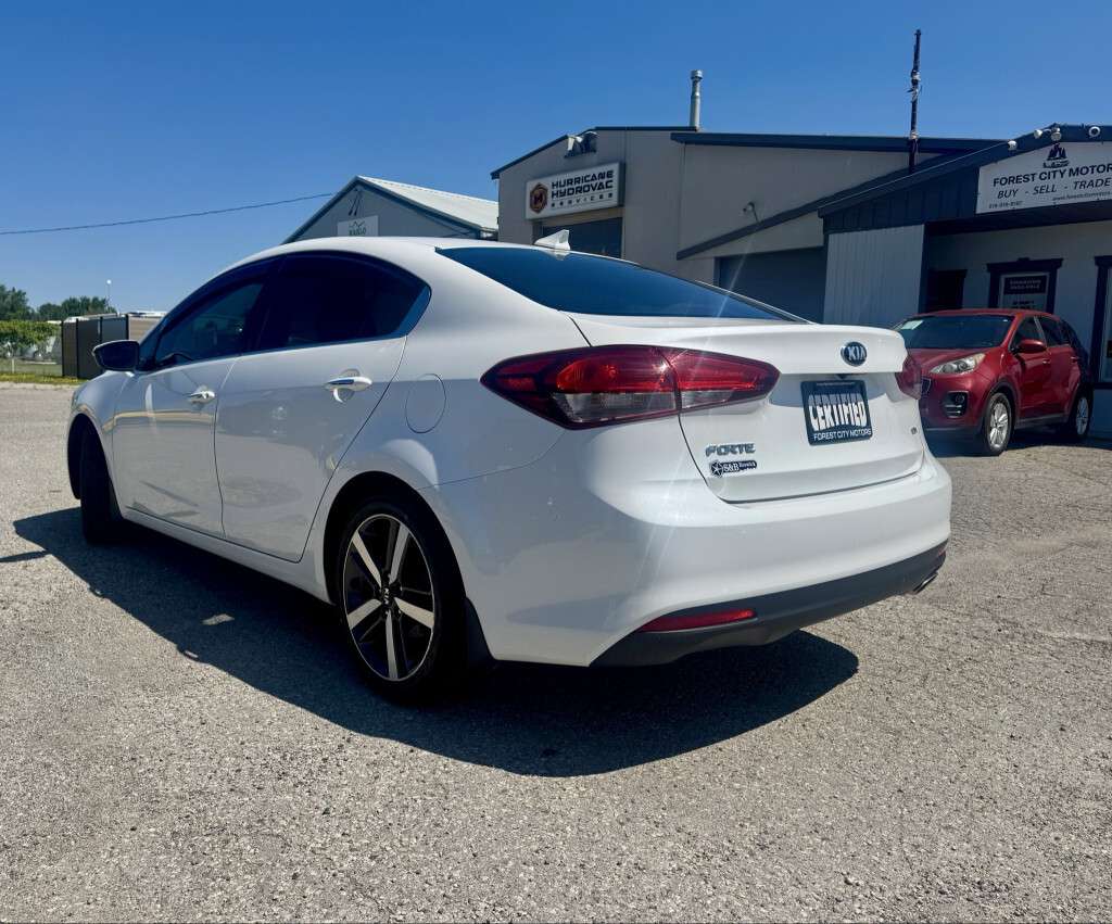 2018 Kia Forte EX|BACKUP CAMERA|HEATED SEATS|SUNROOF|ACCIDENT FRE — снимка 1