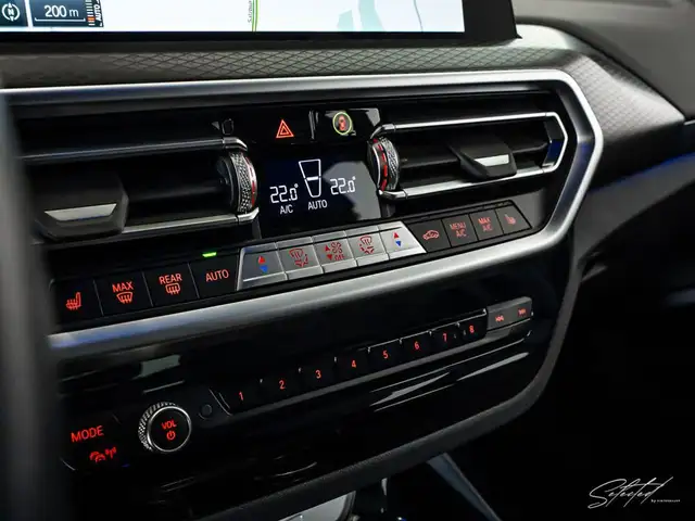 BMW X3 xDrive 30d M-SPORT*AHK*HEADUP*LED*LIVECOCKPIT* Ansicht 40