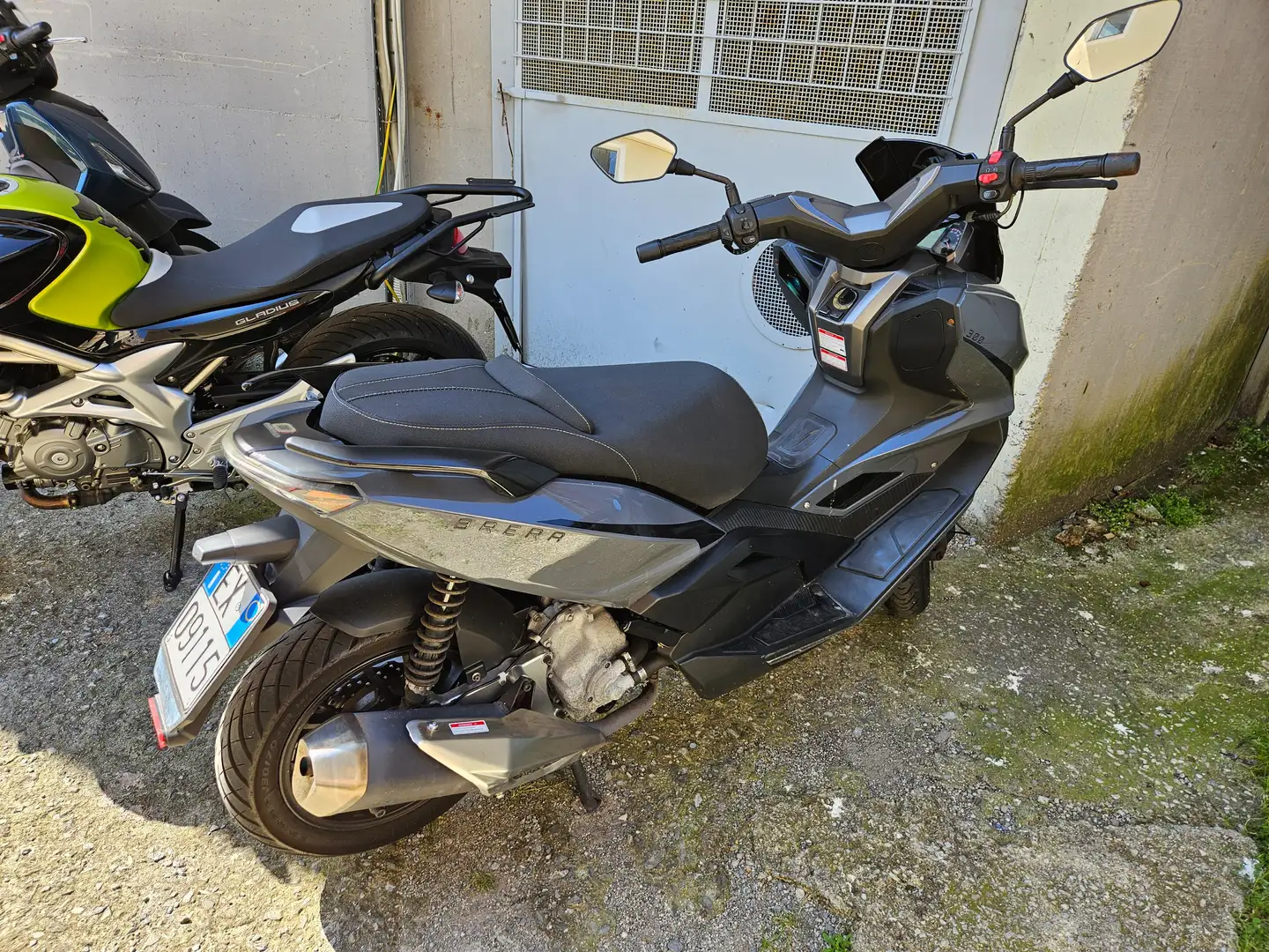 Over Bikes Brera 300 Grigio - 2