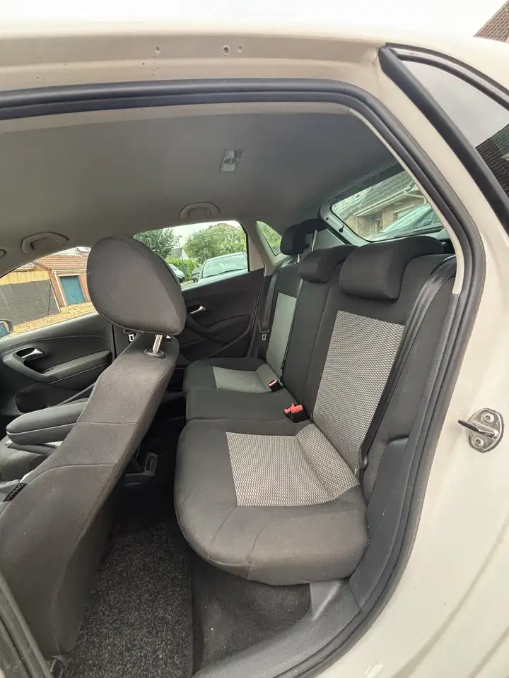 Volkswagen Polo Citadine 5 portes — photo 10
