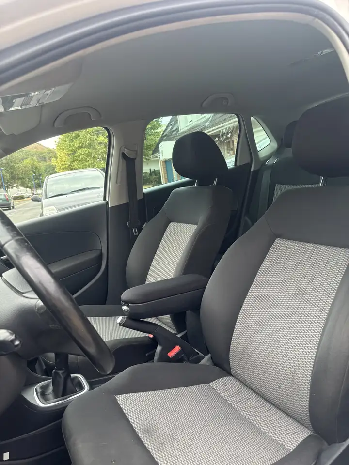 Volkswagen Polo Citadine 5 portes — photo 6