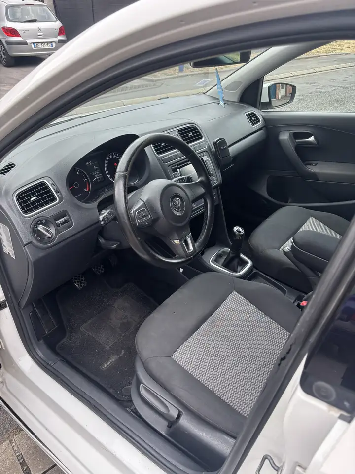 Volkswagen Polo Citadine 5 portes — photo 5