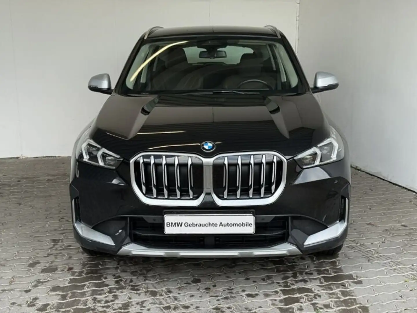 BMW X1 xDrive23d xLine Navi.LED.ACC.RFK.AHK.KomZg Schwarz - 2