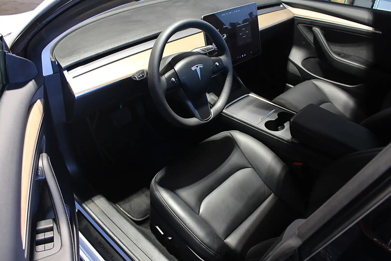 Tesla Model 3 Long Range AWD Dual 75kWh Panorama LED mit Batt... Weiß - 2