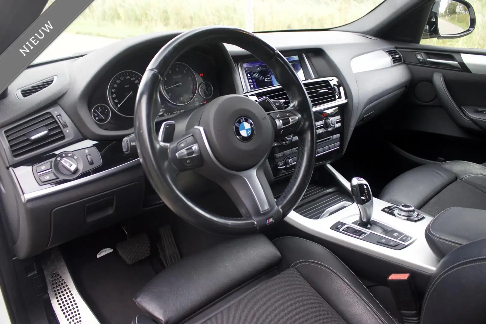 BMW X4 xDrive20i High Executive| M Pakket - CarPlay - 54d Wit - 2