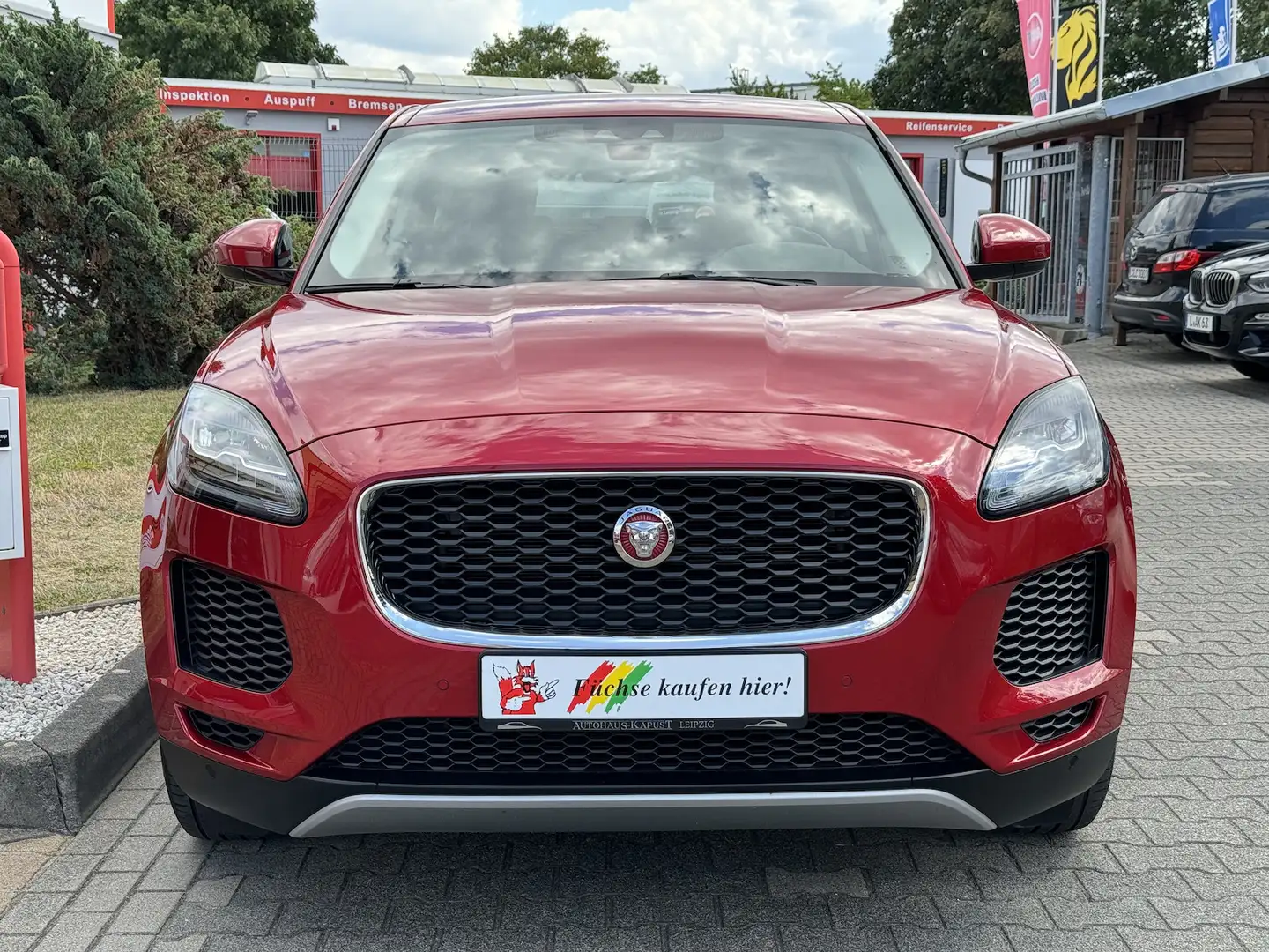 Jaguar E-Pace P250 AWD /LED//DAB/Sound/Spur/Kamera/Ahk Rot - 2