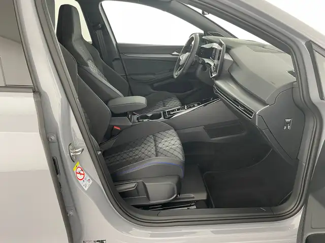 Volkswagen Golf view 10