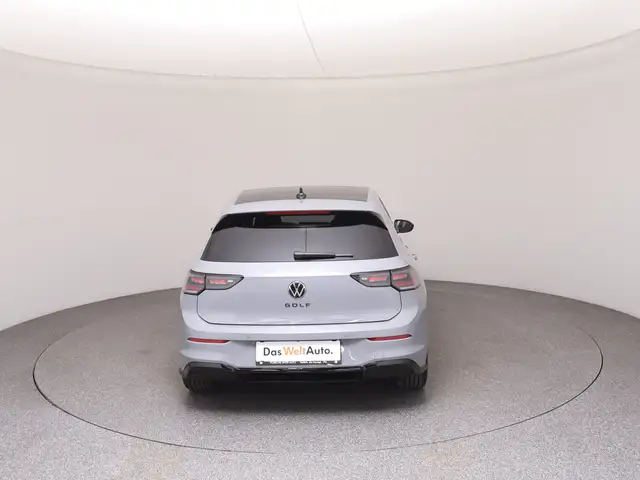 Volkswagen Golf view 6