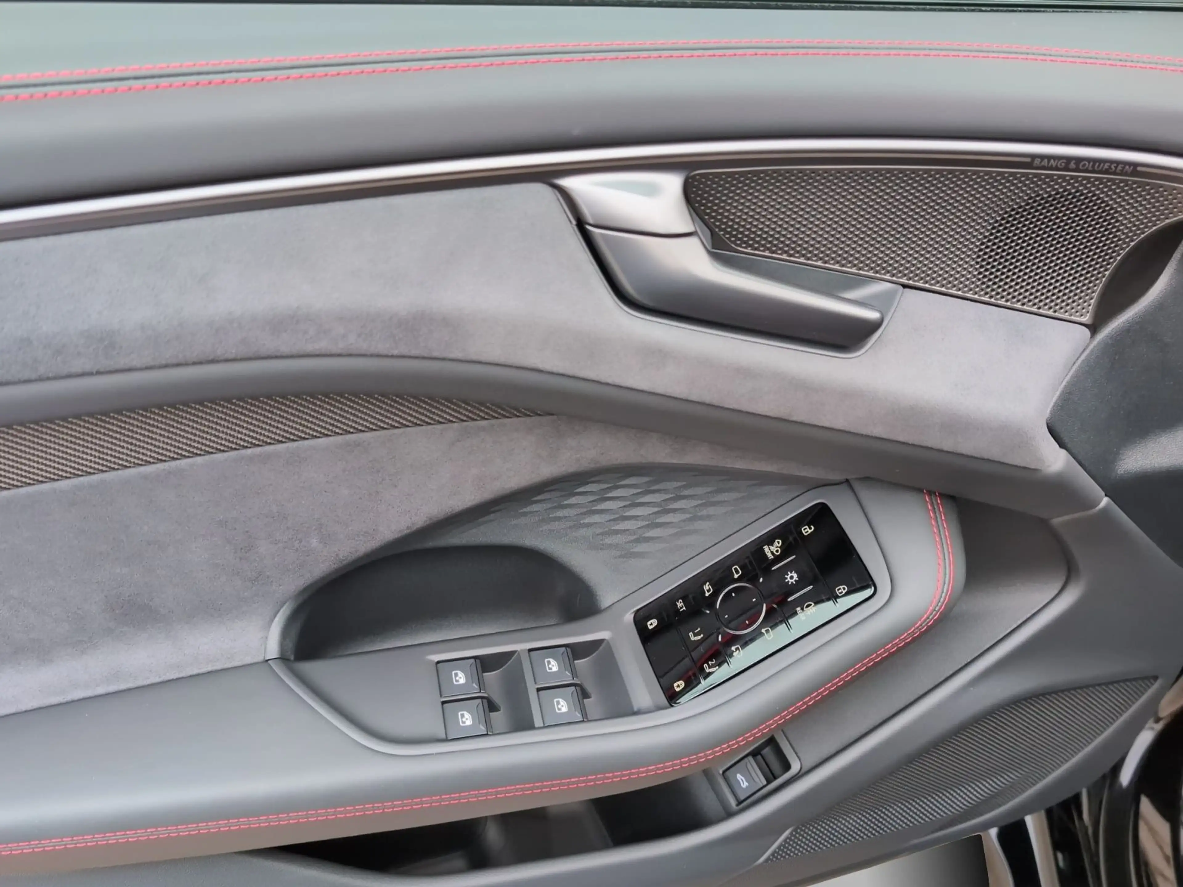 Audi A6 allroad A6 allroad e-hybrid quattro 270 kW S tronic *Pan — photo 15