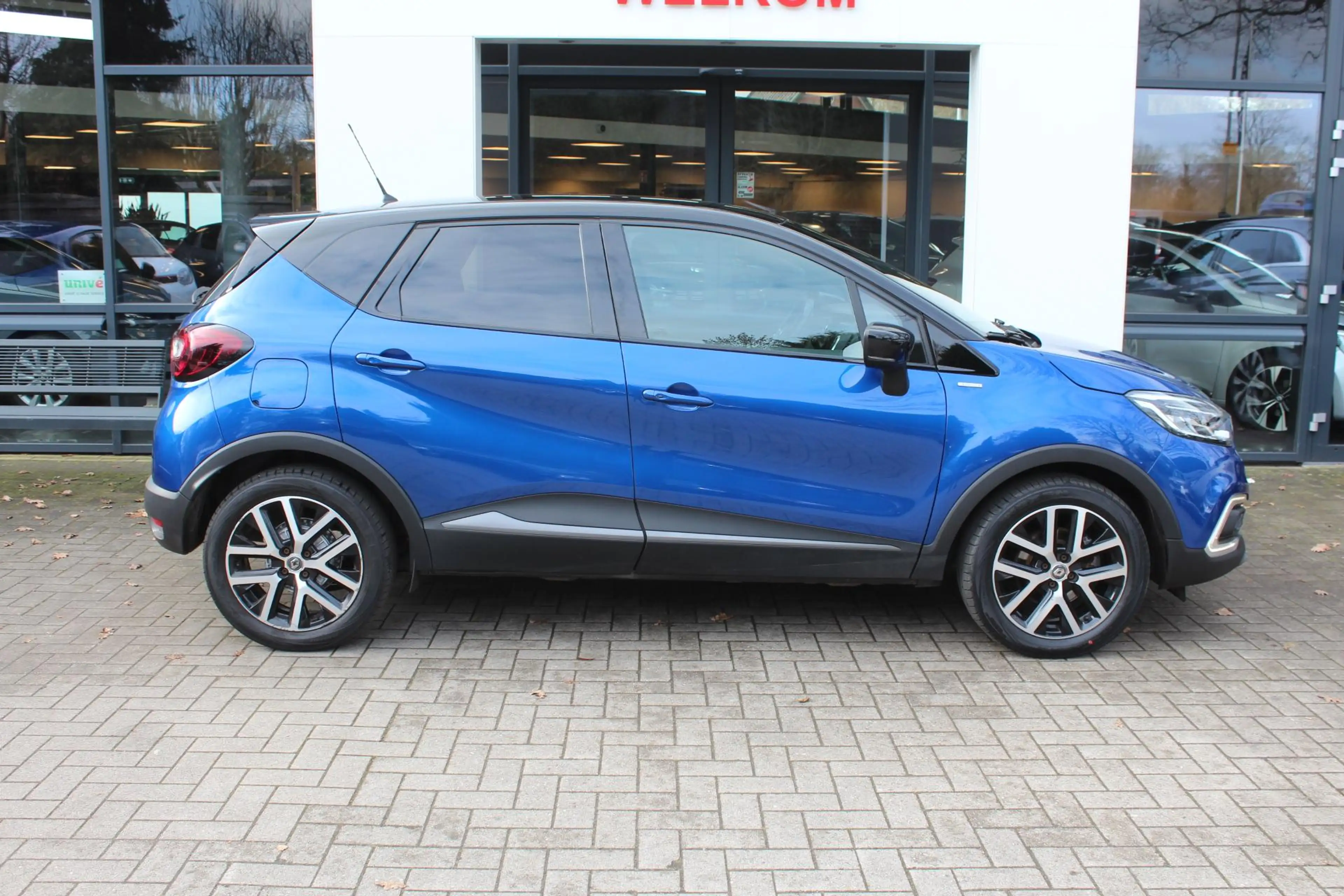 Renault Captur 1.3 TCe Version S — photo 9