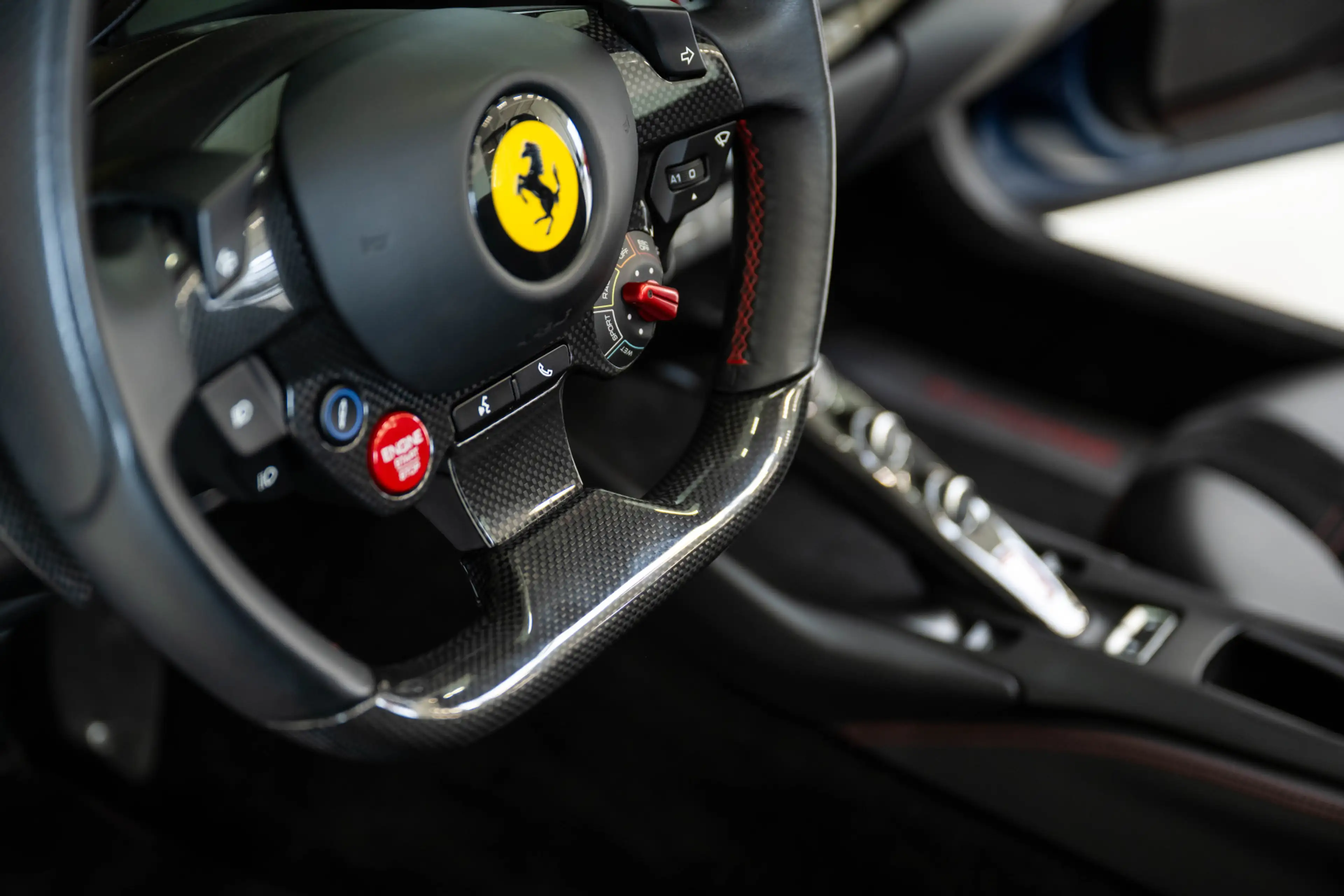 Ferrari 812 GTS 6.5 V12 Carbon, Lift, Daytona, side display — photo 14