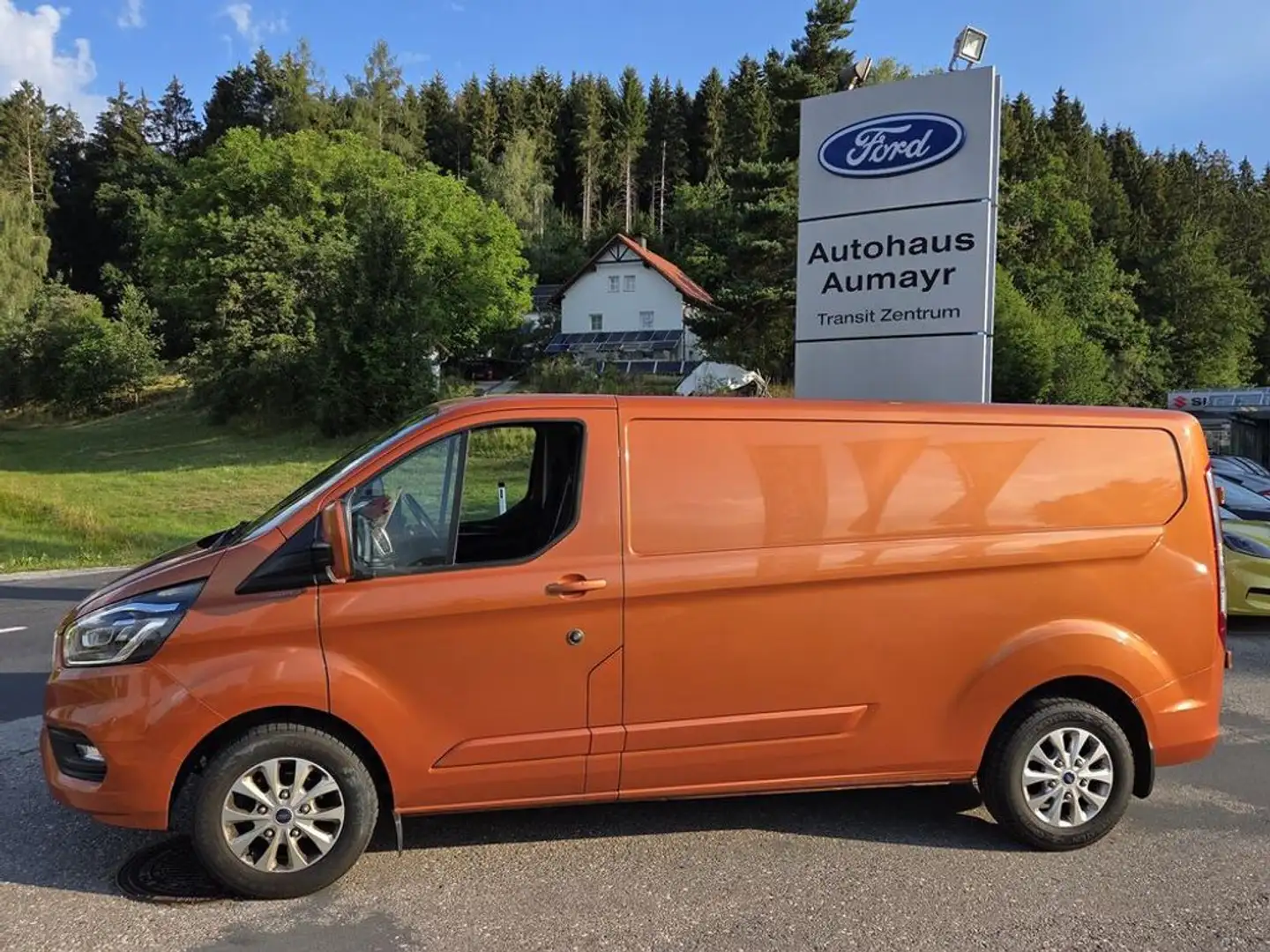 Ford Transit Custom 300 L2 Limited Orange - 2
