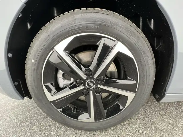 Opel Astra view 6