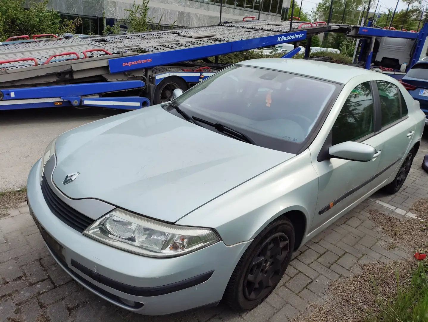 Renault Laguna Laguna 1.6i 16v Limited Plateado - 1