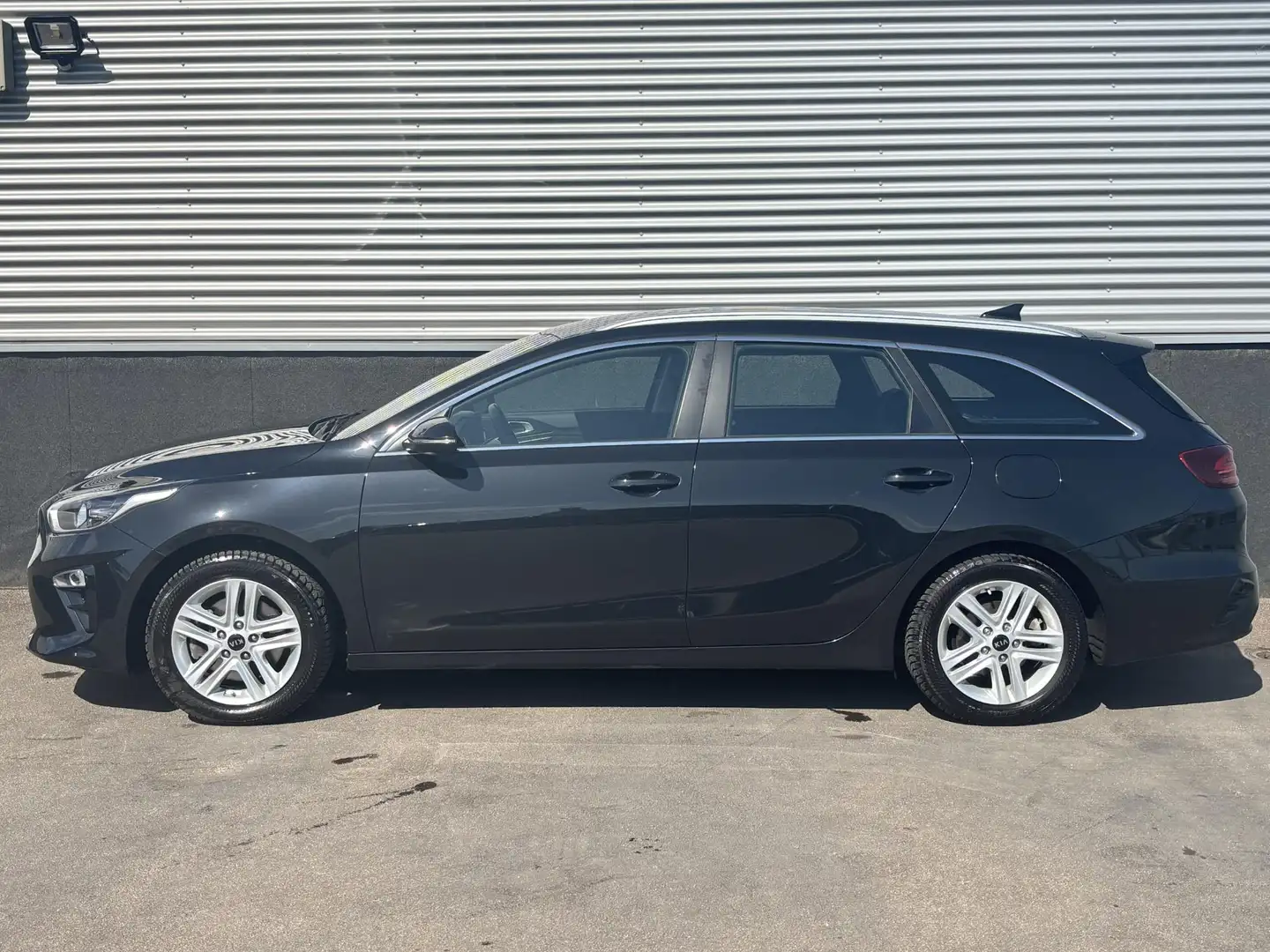 Kia Ceed SW / cee'd SW Sportswagon 1.0 T-GDi DynamicLine Navigatie, Achte Noir - 2