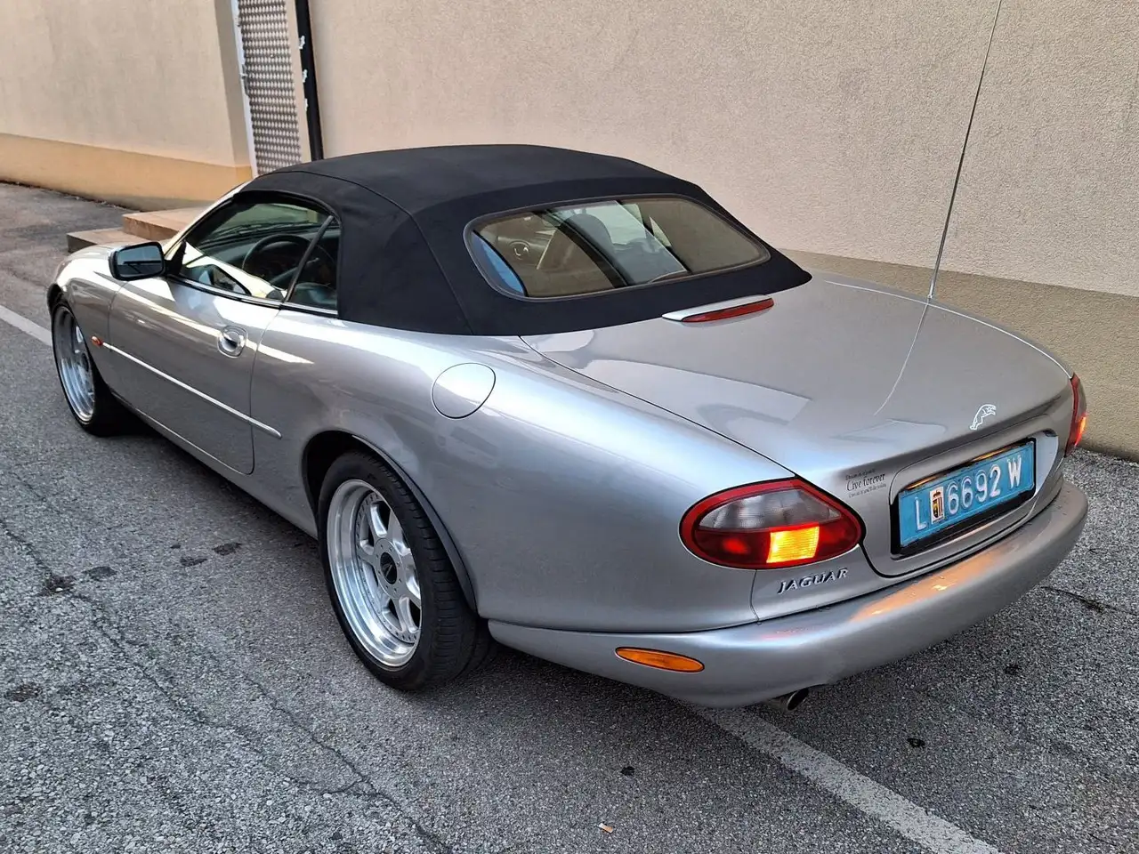 Jaguar XK8 Cabrio, foto 3