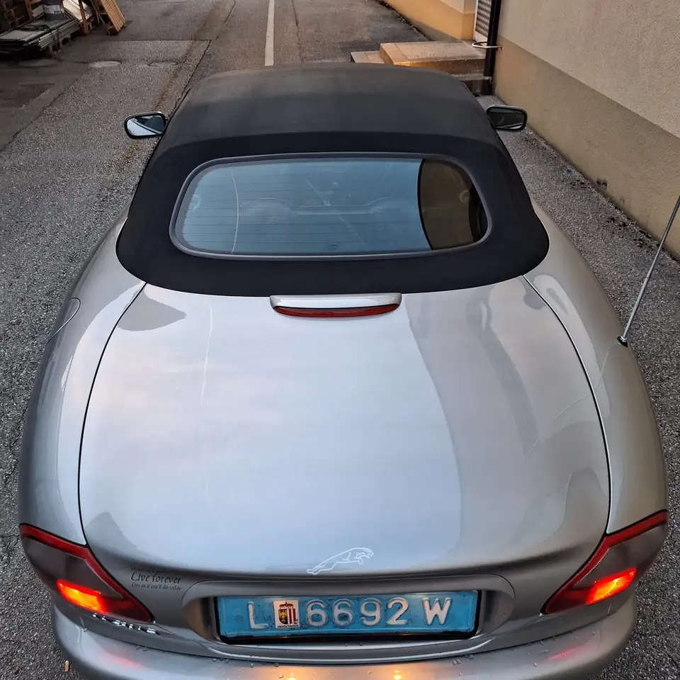 Jaguar XK8 Cabrio, foto 11