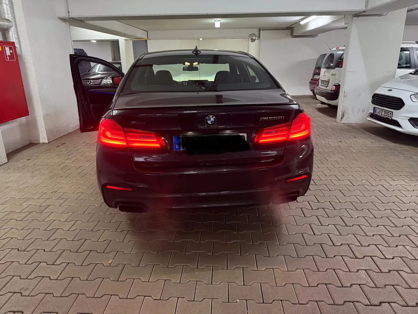 BMW M550 M550i xDrive Aut. Gris - 1