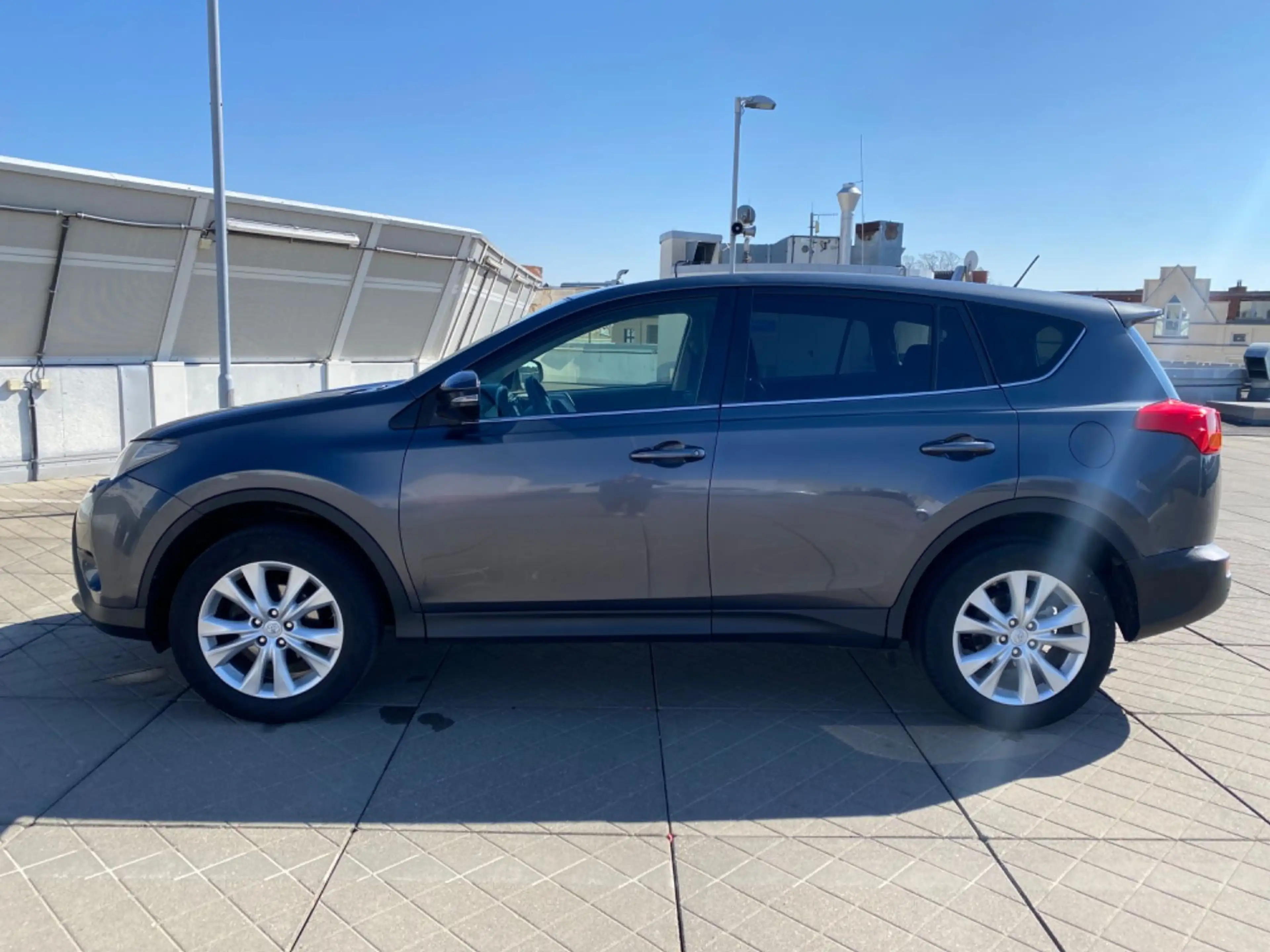 Toyota RAV 4 Life 4X4 Navi+RüchfahrkameraNeuMod — photo 4