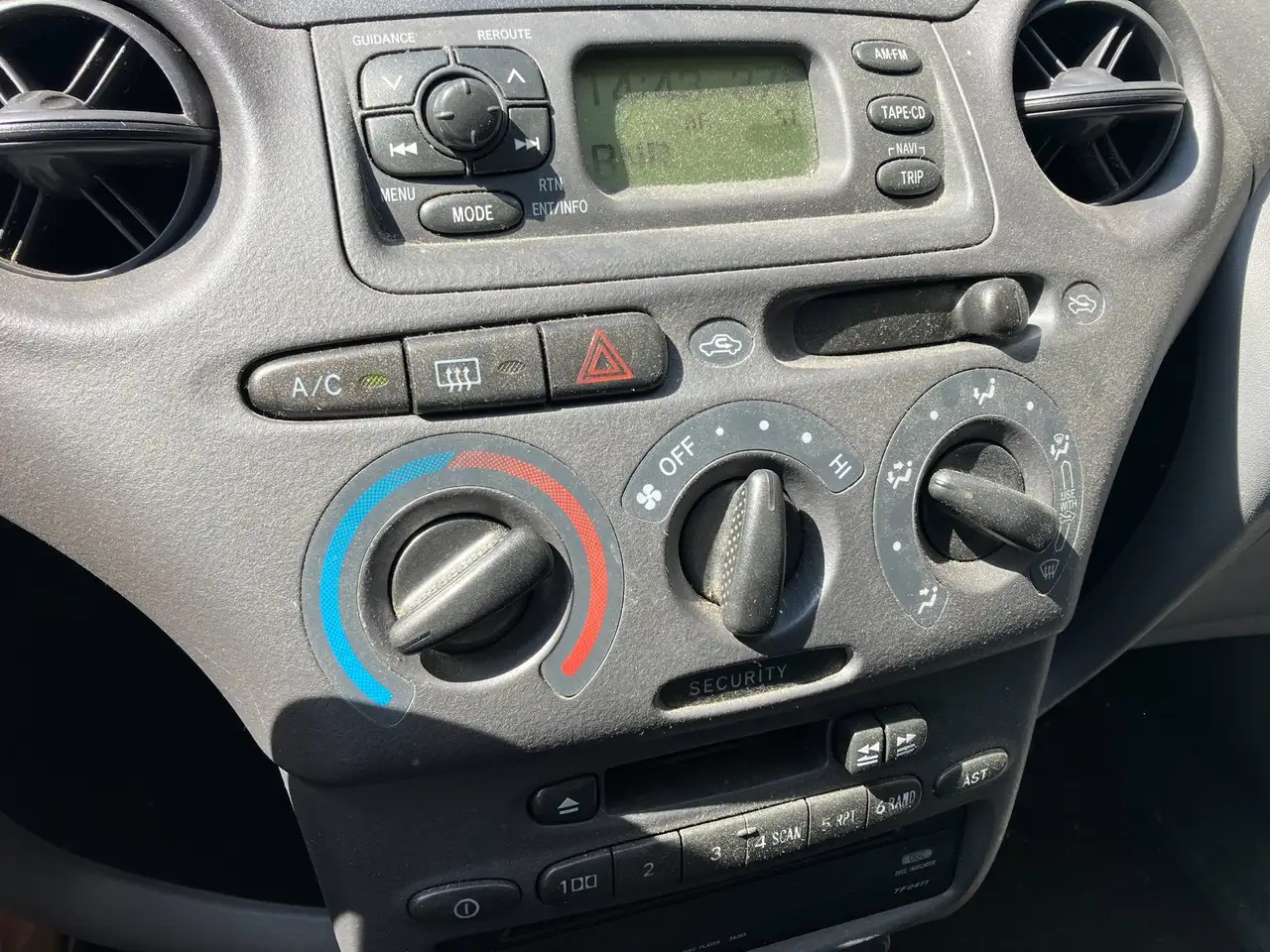 Toyota Yaris 1.0-16V VVT-i Terra / AIRCO / FIXED PRICE / APK OK, foto 2