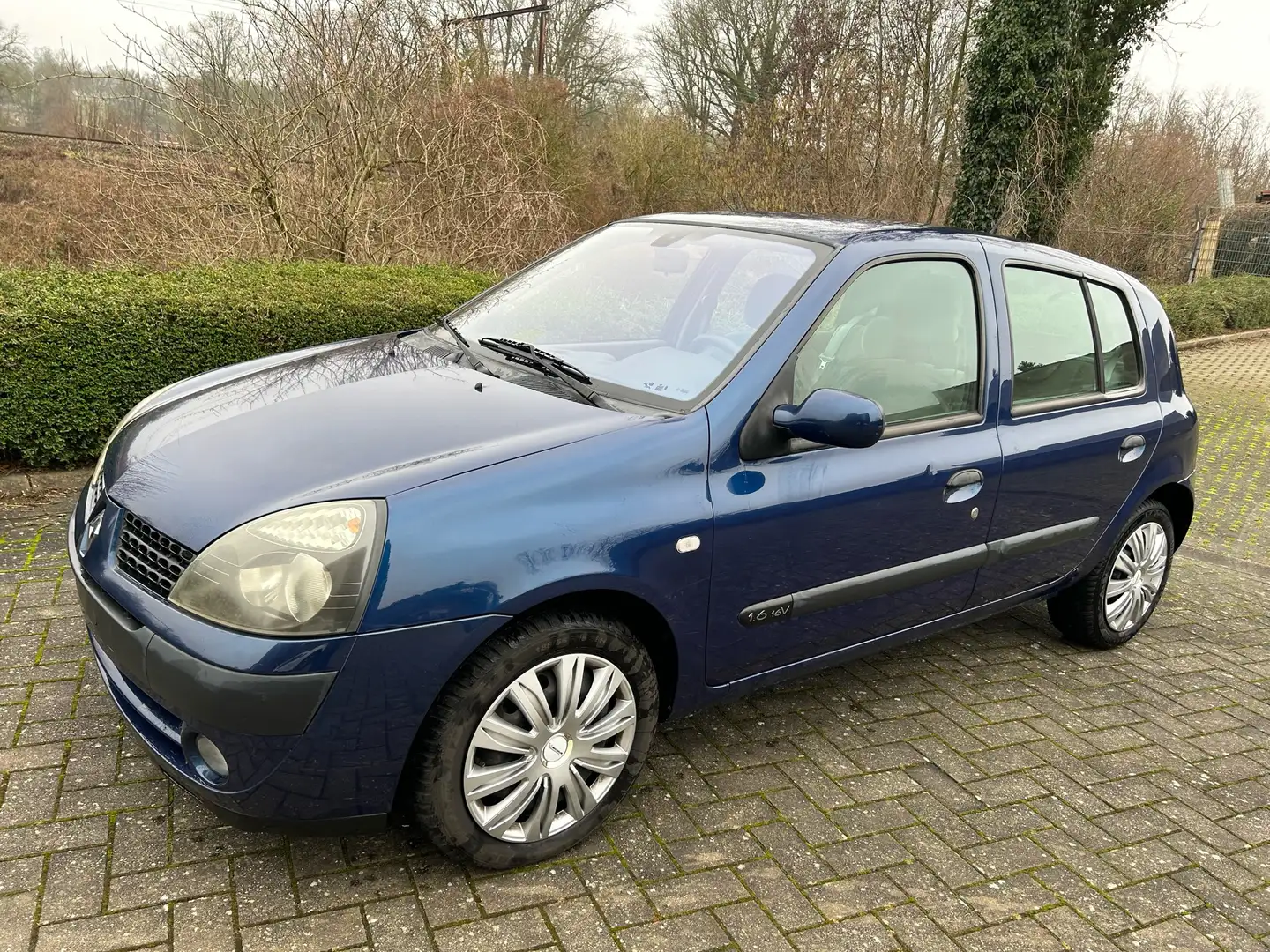 Renault Clio 1.6i 16v Blue - 1