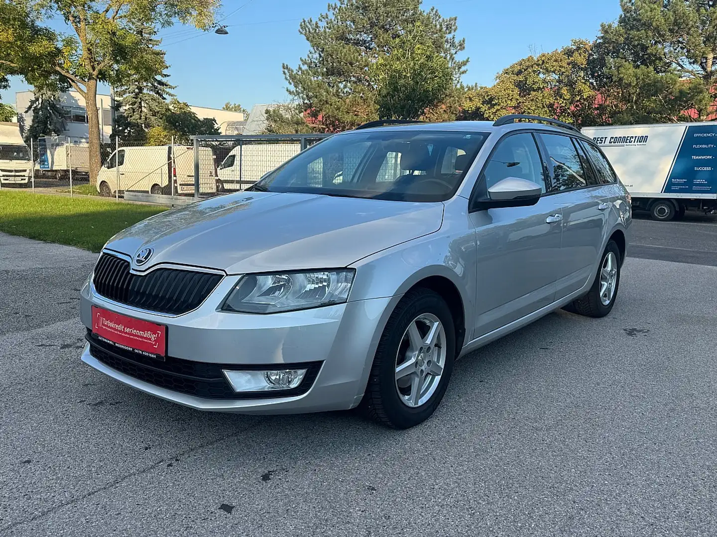 Skoda Octavia Combi 1,6 TDI Style Silber - 1