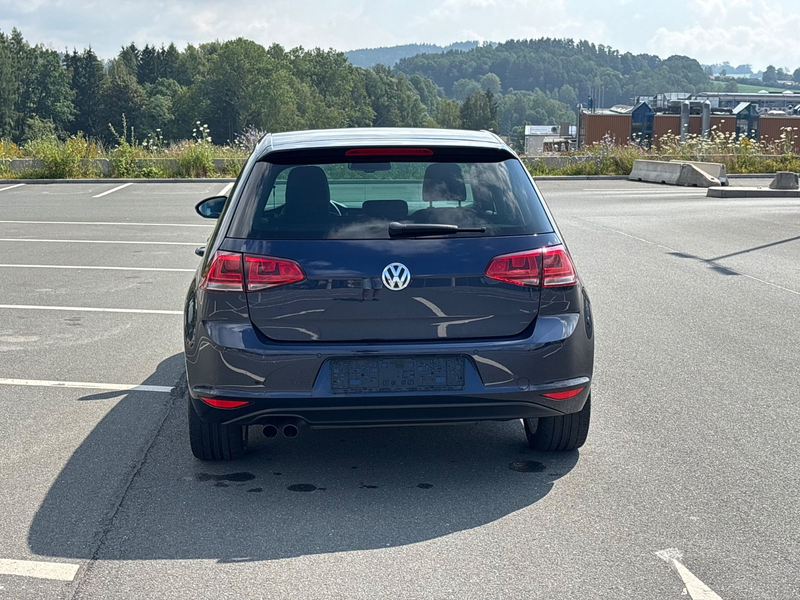 Volkswagen Golf VII 2.0 TDI Highline Xenon ALU Kamera — photo 7