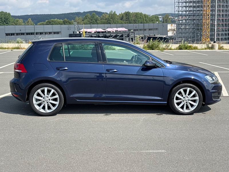 Volkswagen Golf VII 2.0 TDI Highline Xenon ALU Kamera — photo 4