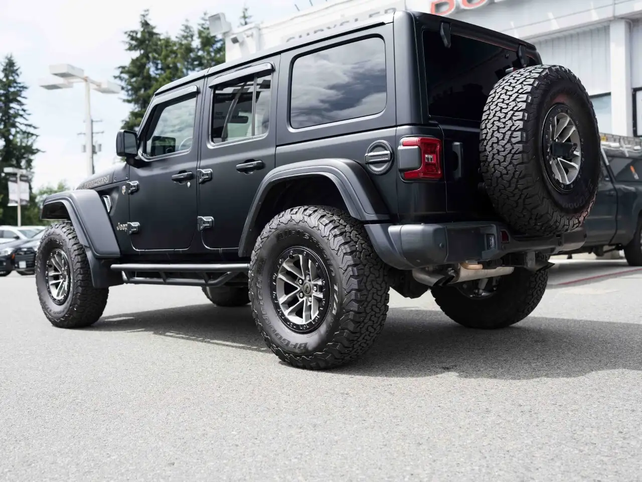 Jeep Wrangler photo Jeep Wrangler