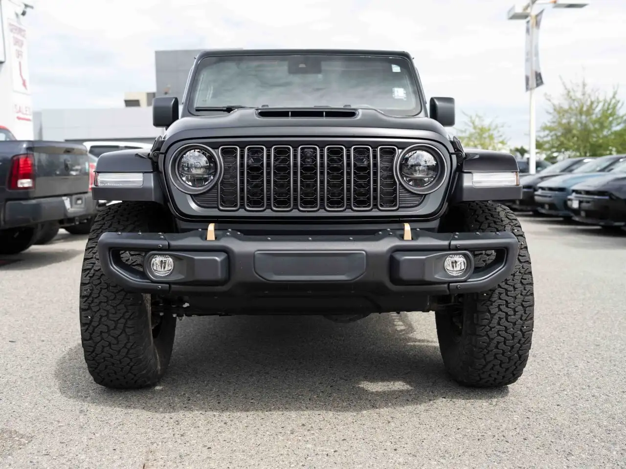 Jeep Wrangler photo Jeep Wrangler
