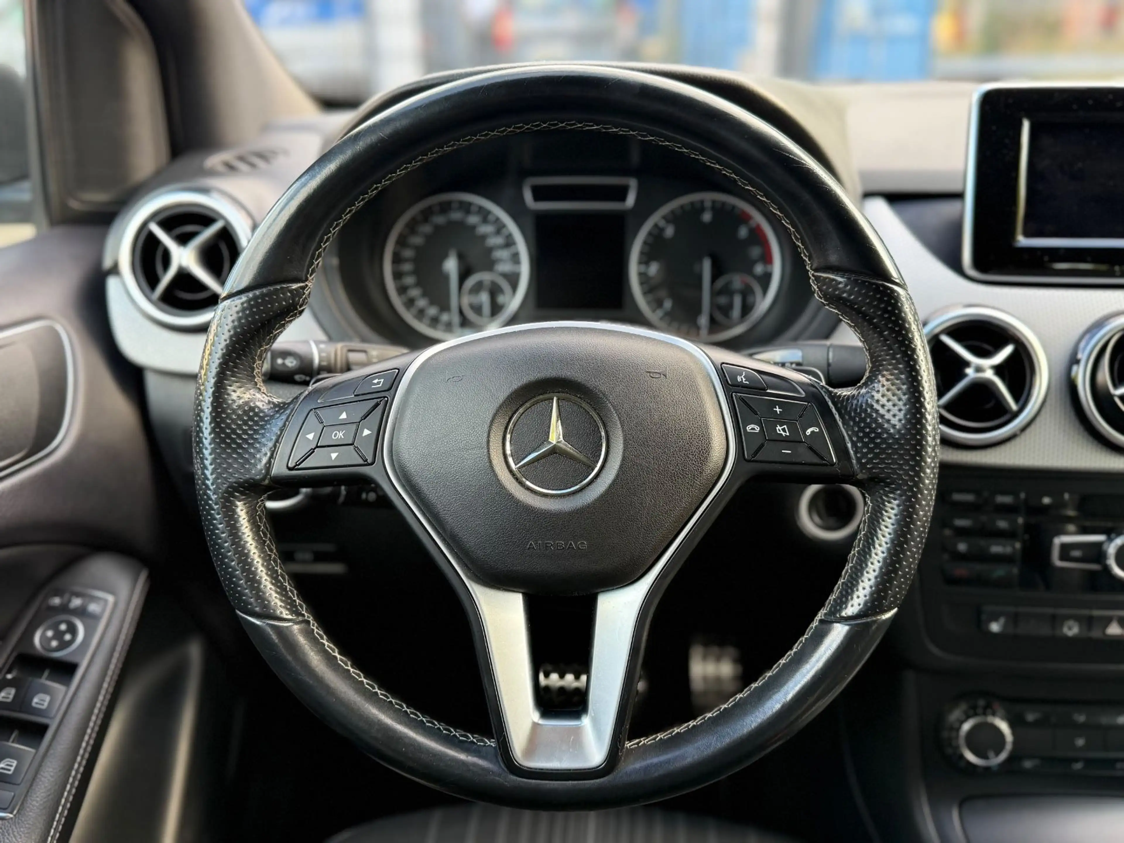 Mercedes-Benz B 180 B B 180 CDI 2.HAND *AUTOMATIK**TEILLEDER* — photo 14