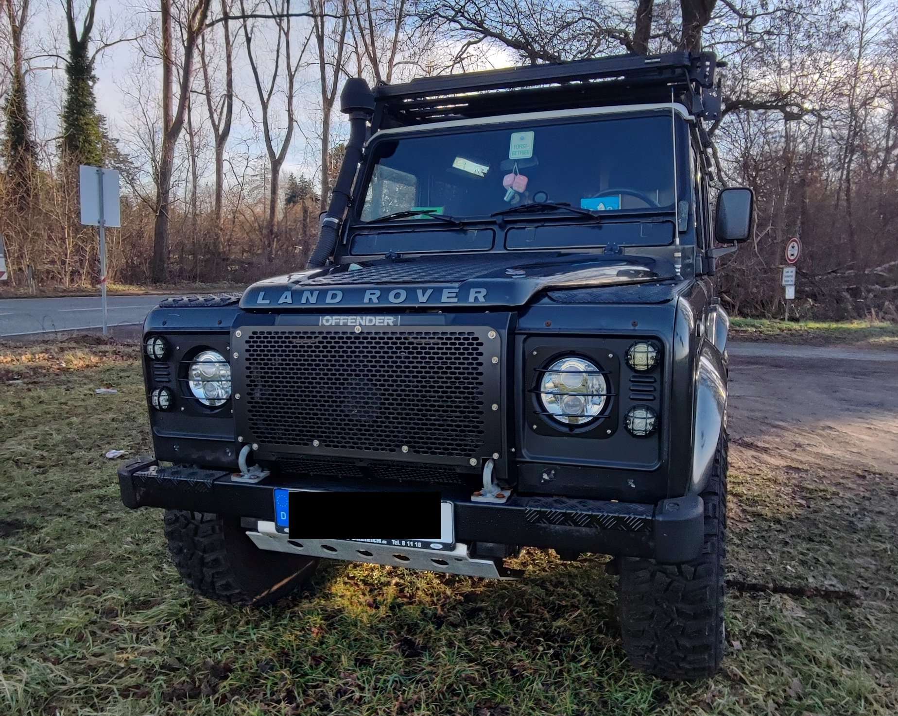 Second hand Land Rover Defender 2.5